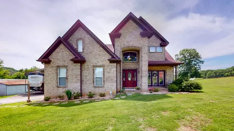 3128 31e Hwy, Bethpage, TN 37022