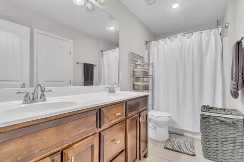Bath - 4624 Springstead Trl SE, Antioch, TN 37013 photo 1 of 2