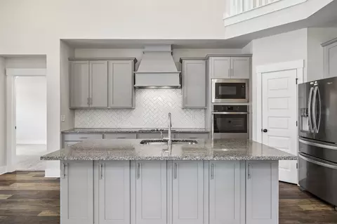 2728 Parkwood Dr, Murfreesboro, TN 37128
