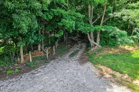 0 Moore Cove Rd, Quebeck, TN 38579