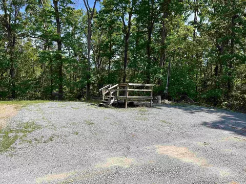225 Micro Ln, Counce, TN 38326