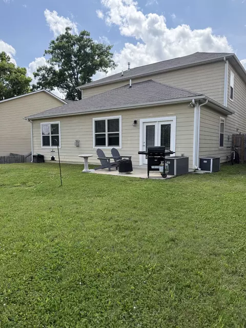 3030 Alan Dr, Spring Hill, TN 37174