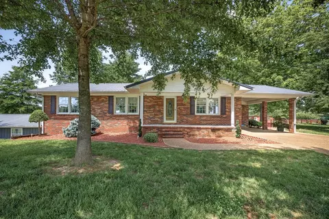 1956 Shady Grove Rd, Morrison, TN 37357