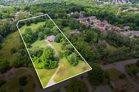 641 Old Lebanon Dirt Rd, Hermitage, TN 37076