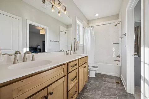 Bath - 15425 Highway 99, Eagleville, TN 37060 photo 5 of 6