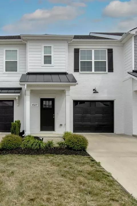 4327 Doral Dr, Murfreesboro, TN 37127