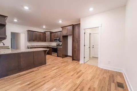 Entry Way - 2094 Beverly Ct, Springfield, TN 37172 photo 4 of 4