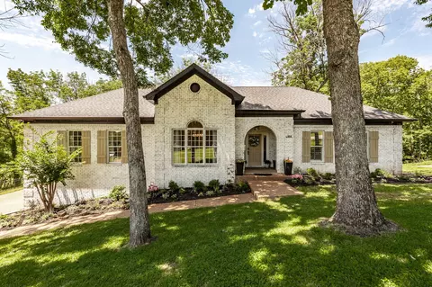 908 E Cynthia Trl, Goodlettsville, TN 37072