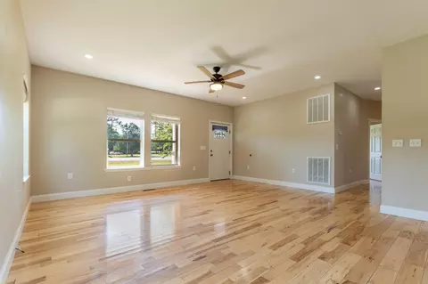Living - 4760 Us-411, Ocoee, TN 37361 photo 3 of 4