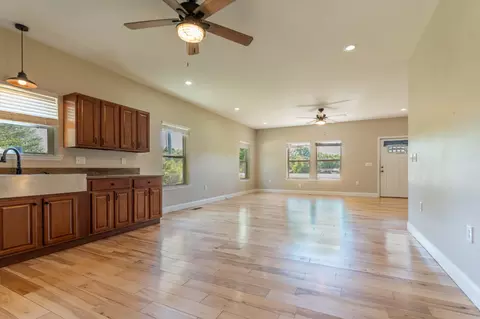 Living - 4760 Us-411, Ocoee, TN 37361 photo 2 of 4