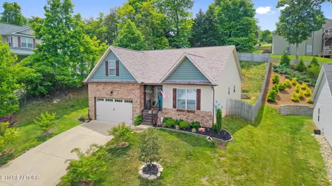 3865 High View Ln, Knoxville, TN 37931