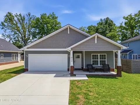 814 Cherry St, Alcoa, TN 37701