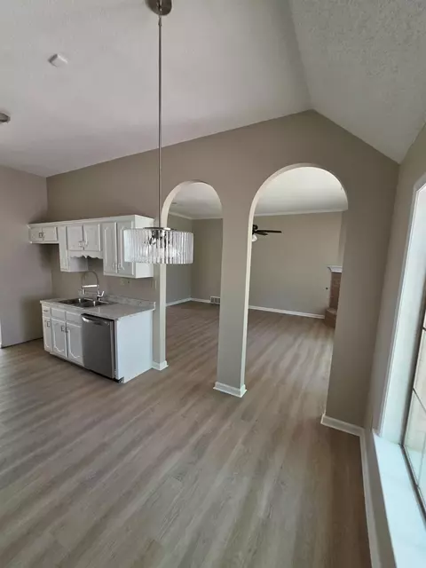 5570 Patsy Cir, Memphis, TN 38125 photo 9