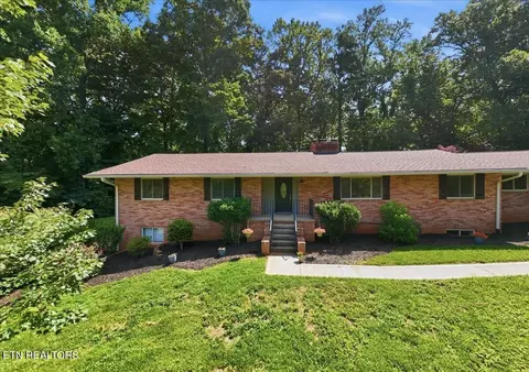 3304 Timberlake Dr, Knoxville, TN 37920