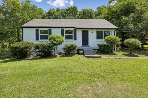 2208 Larimore Dr, Nashville, TN 37214