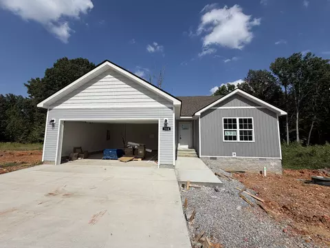 333 Tisha Ct, Clarksville, TN 37042