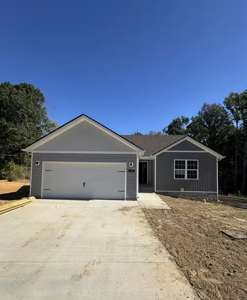 333 Tisha Ct, Clarksville, TN 37042