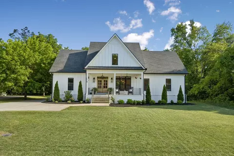 Exterior - 225 Derby Ln, Franklin, TN 37069 photo 2 of 21