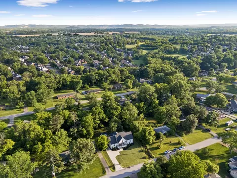 View/Area - 225 Derby Ln, Franklin, TN 37069 photo 9 of 11