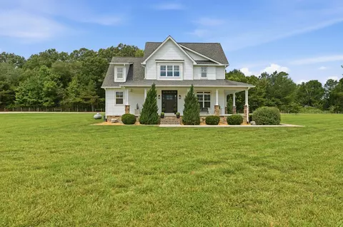 354 Garner Rd, Decherd, TN 37324