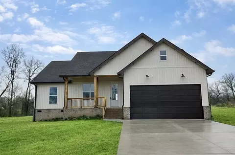 134 Lightfoot Ln, Estill Springs, TN 37330