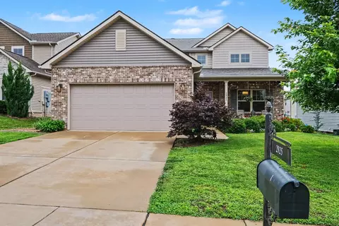 2925 Hen Brook Dr, Columbia, TN 38401