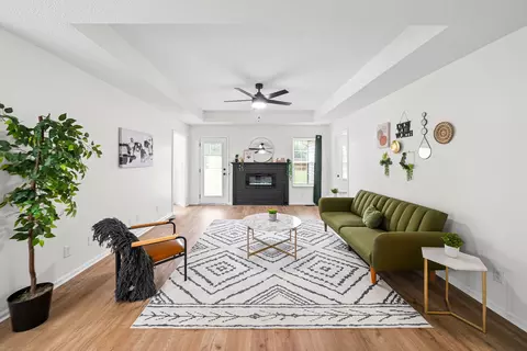 2612 Marymont Dr, Clarksville, TN 37042