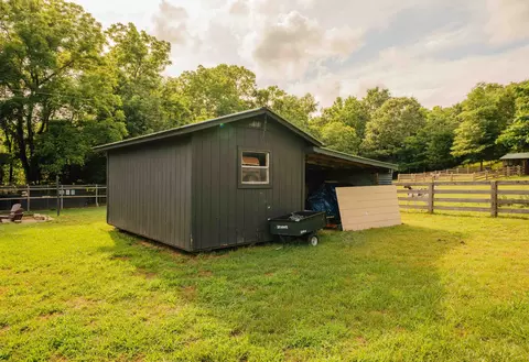Exterior - 500 Case Rd, Prospect, TN 38477 photo 12 of 58