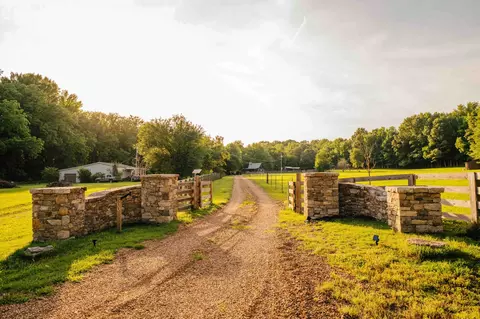 Exterior - 500 Case Rd, Prospect, TN 38477 photo 42 of 58