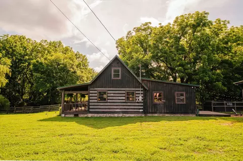 Exterior - 500 Case Rd, Prospect, TN 38477 photo 7 of 58