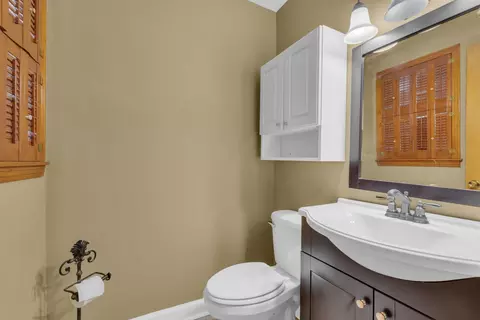 Bath - 120 Boyd St, Morrison, TN 37357 photo 4 of 4