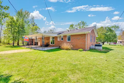 Exterior - 120 Boyd St, Morrison, TN 37357 photo 5 of 9