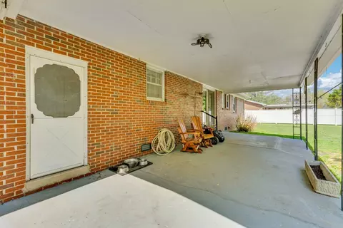 Exterior - 120 Boyd St, Morrison, TN 37357 photo 7 of 9