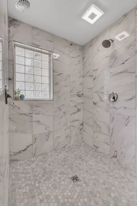 Bath - 120 Boyd St, Morrison, TN 37357 photo 1 of 4