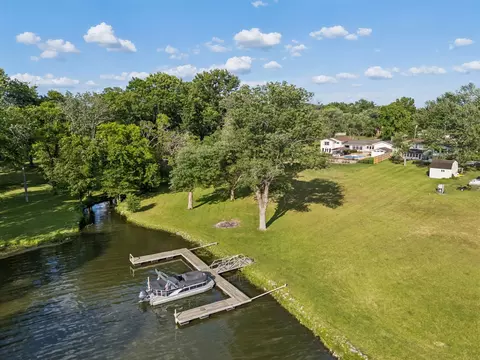 192 Cherokee Rd, Hendersonville, TN 37075