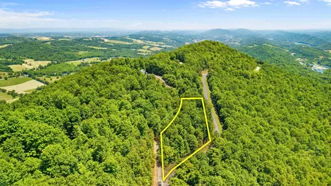 209 Clinch View Rd, New Tazewell, TN 37825