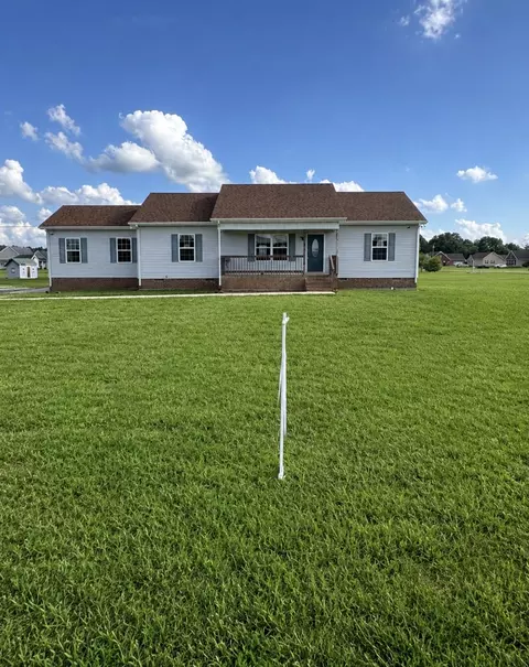 121 Hazelnut Ln, Unionville, TN 37180