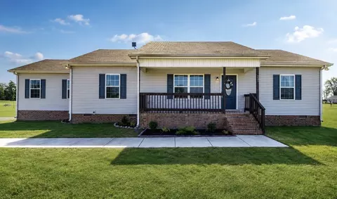 121 Hazelnut Ln, Unionville, TN 37180