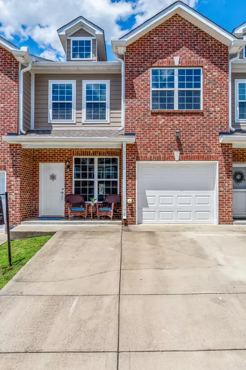 1605 Villa Cir, Lebanon, TN 37090