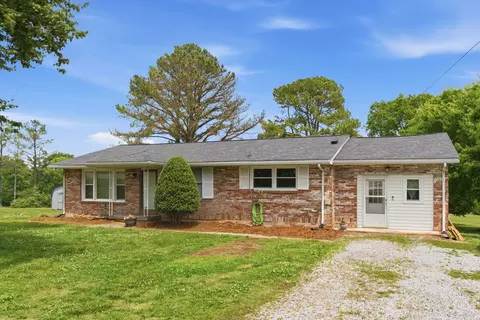 1313 Raby Ave, Shelbyville, TN 37160
