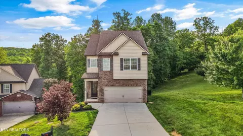 3812 Highview Ln, Knoxville, TN 37931