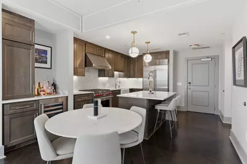 1616 W End Ave #1906, Nashville, TN 37203