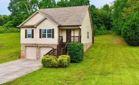 123 Home Place Ct SE, Cleveland, TN 37323