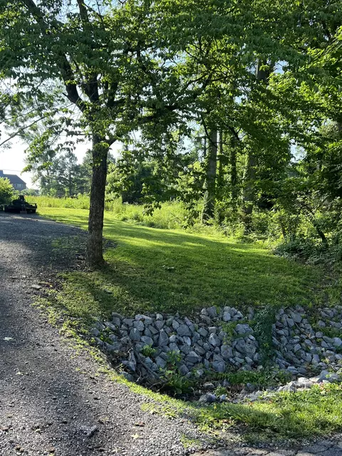 159 W Regent Dr, Clarksville, TN 37043