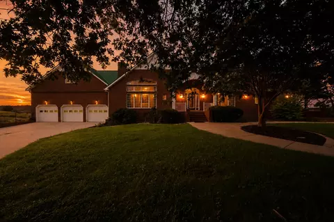 499 Mount Herman Rd, Shelbyville, TN 37160