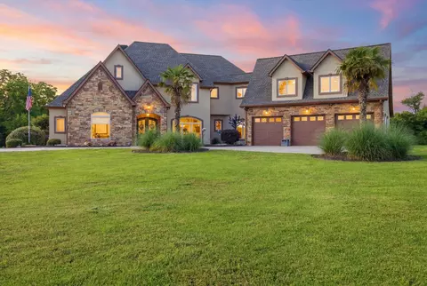 222 Cross Creek Dr, Ringgold, GA 30736