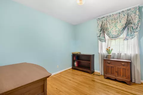Bedroom - 5528 Highway 76 E, Springfield, TN 37172 photo 1 of 5