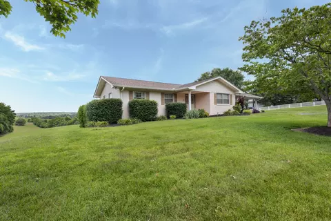 Exterior - 5528 Highway 76 E, Springfield, TN 37172 photo 2 of 6