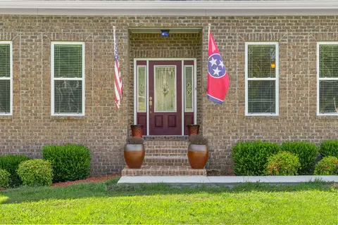 Entry Way - 4940 Marion Rd, Cunningham, TN 37052 photo 1 of 2