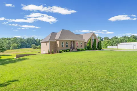 Exterior - 4940 Marion Rd, Cunningham, TN 37052 photo 11 of 13